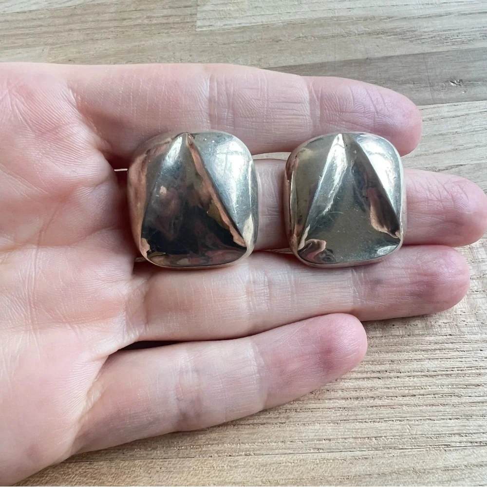 Vintage ND signed Sterling silver earrings on posts